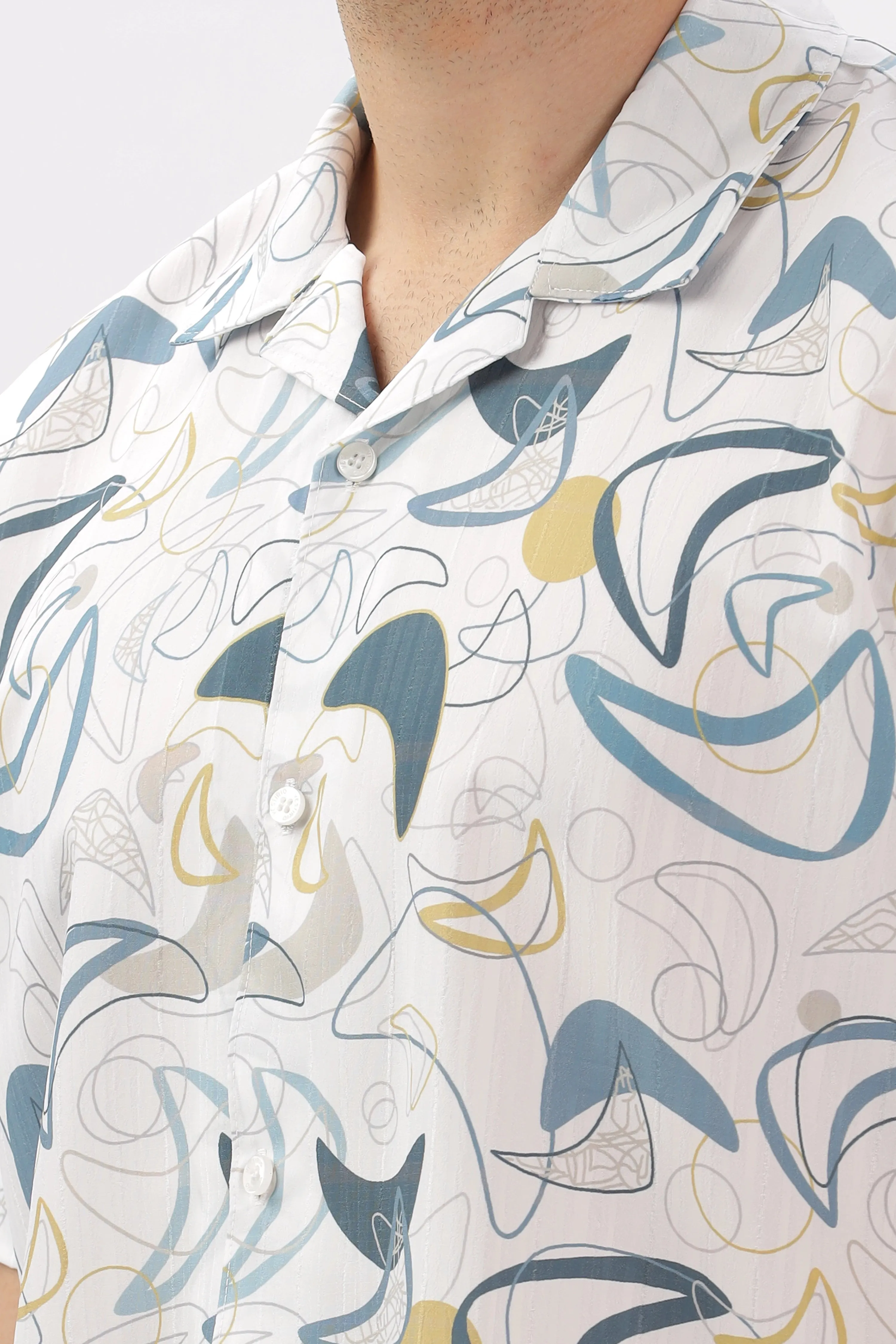 Blue geomatric printed popcorn shirt